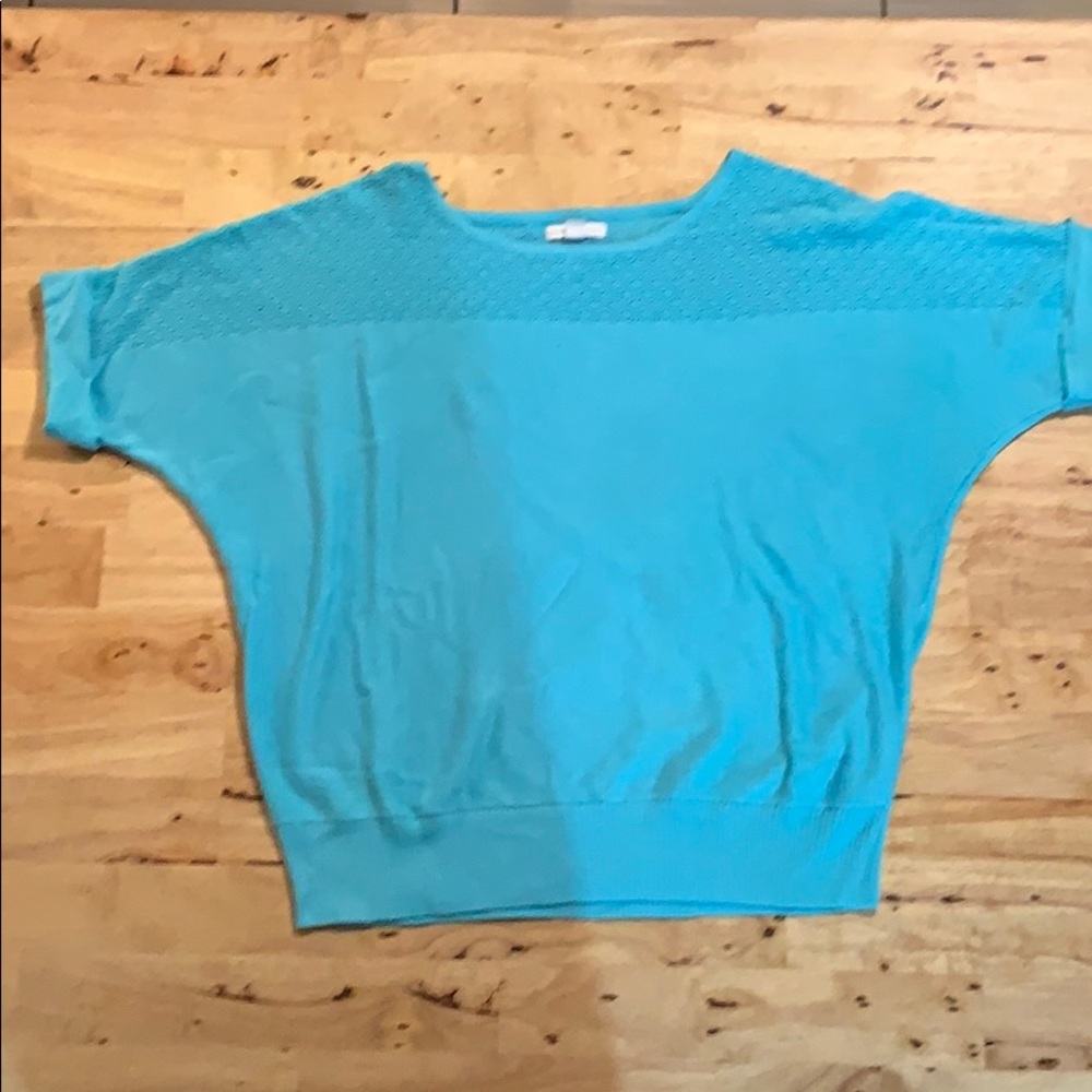 ๐ฅSOLD๐ฅ๐ผ 5 for $25 New York & Company shirt/sw - Picture 1 of 5